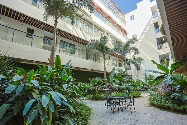 1762412840848984.jpg 3W0A3200_1.jpg