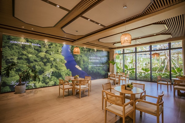 1762412923903035.jpg 3W0A0945.jpg